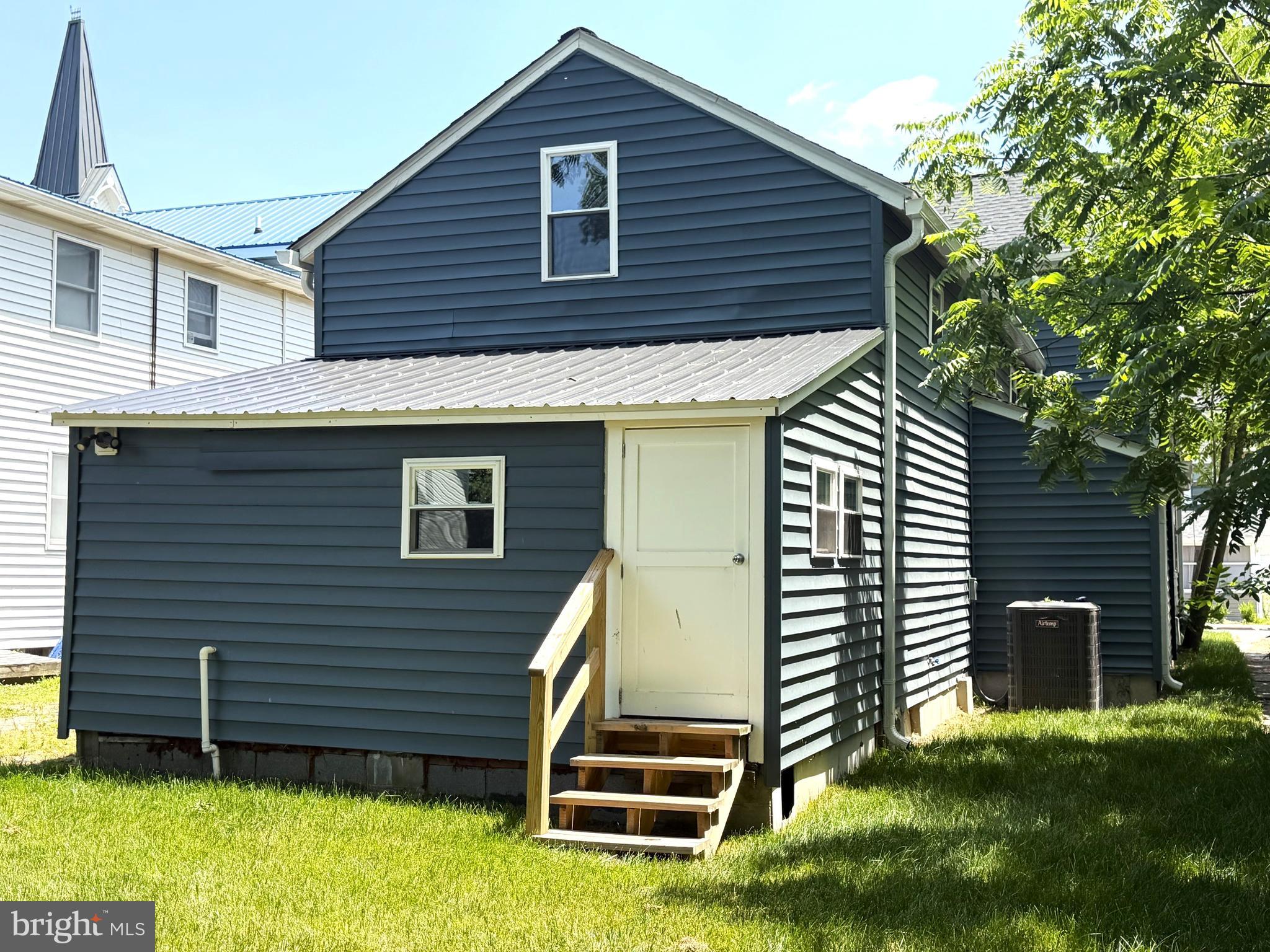 123 FLEMING STREET