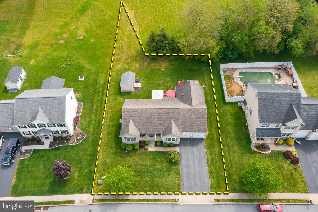 Photo of 624 Melissa Lane, Mount Joy, PA 17552 (MLS # PALA2050734)