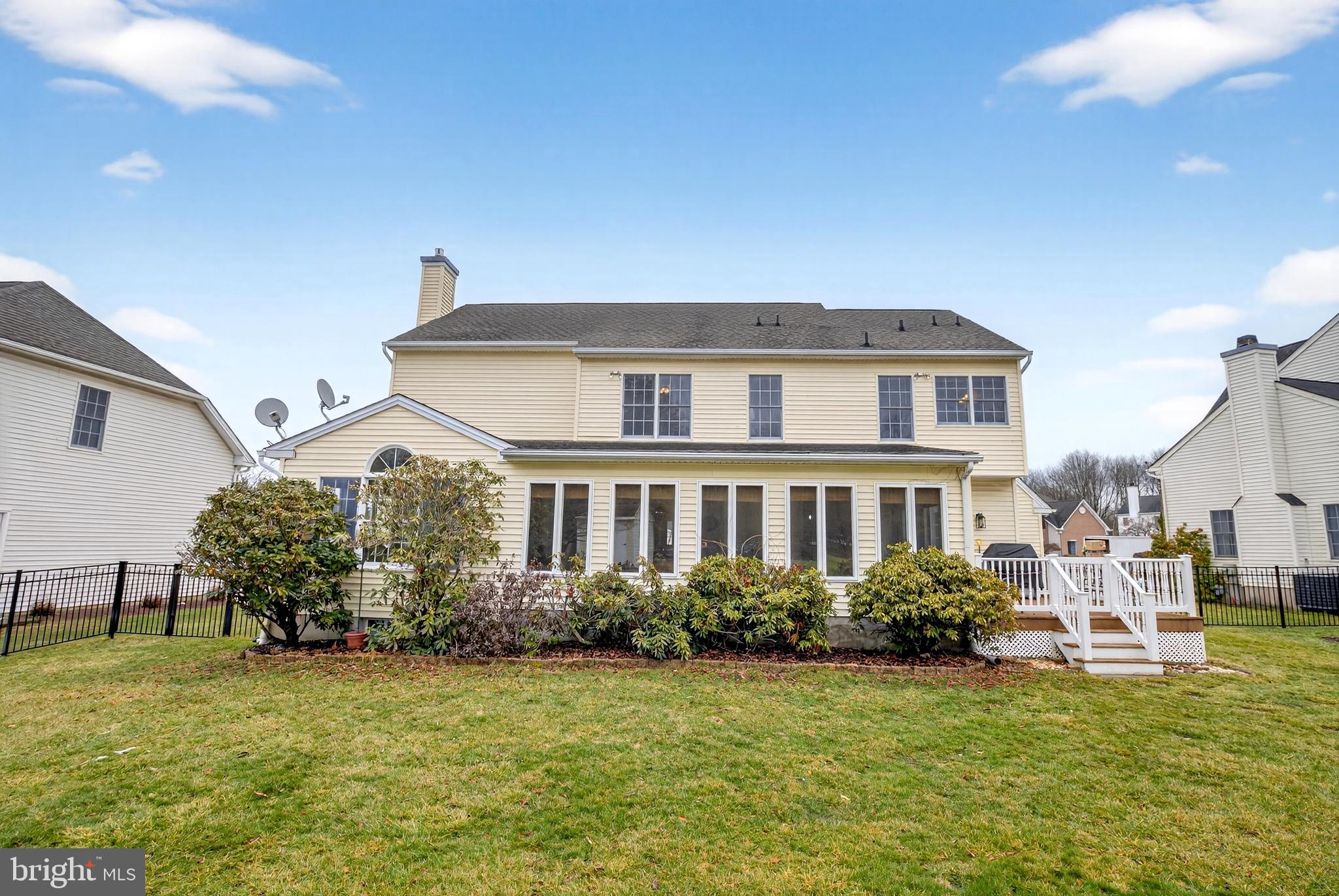 PHEASANT POINTE - Residential