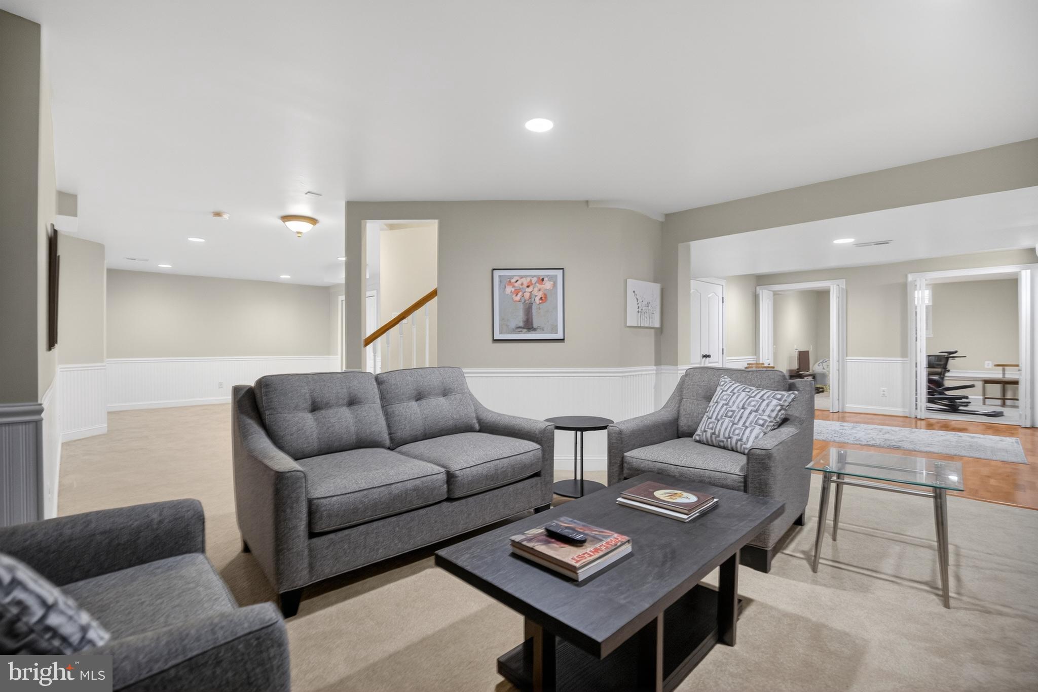 PHEASANT POINTE - Residential