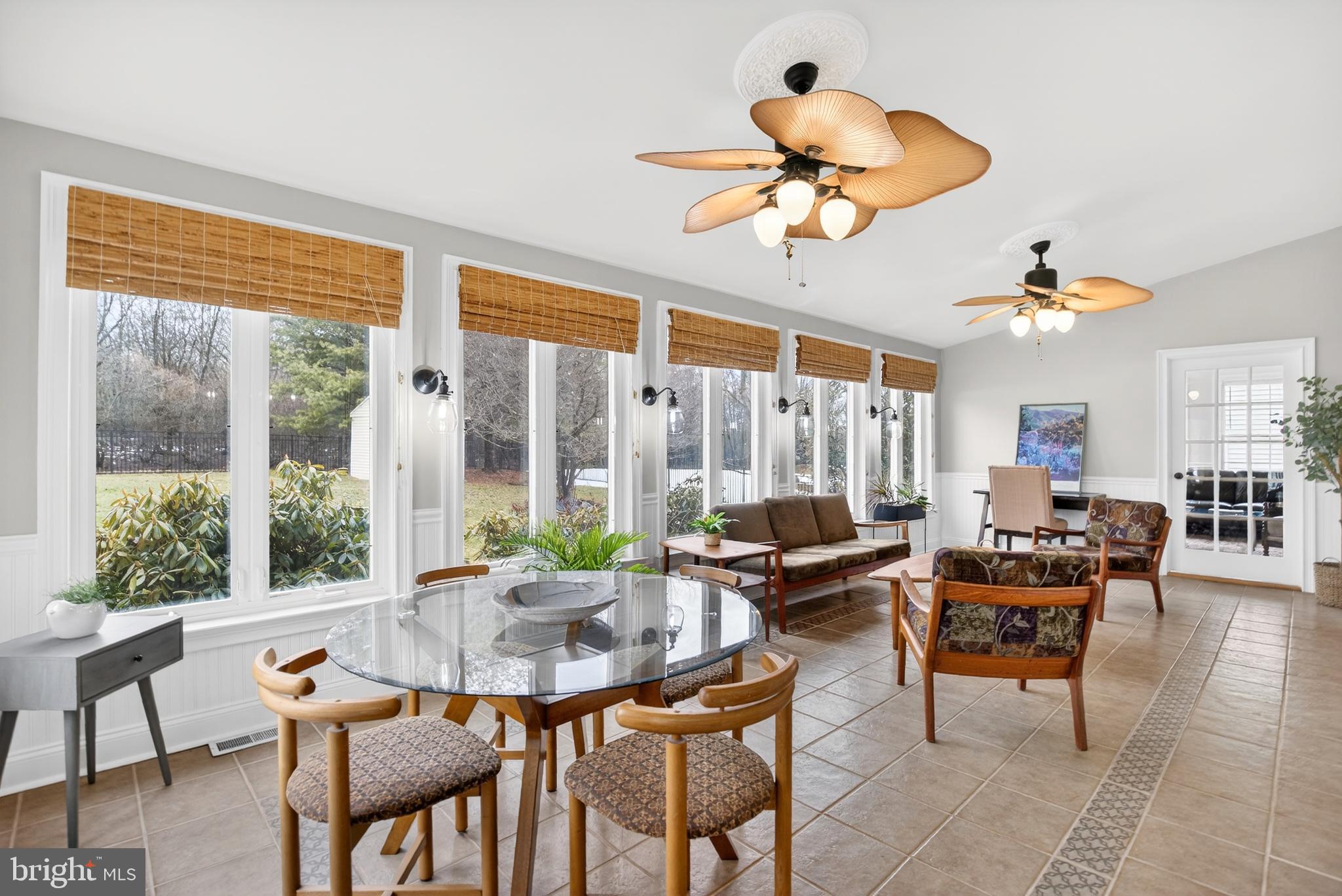 PHEASANT POINTE - Residential