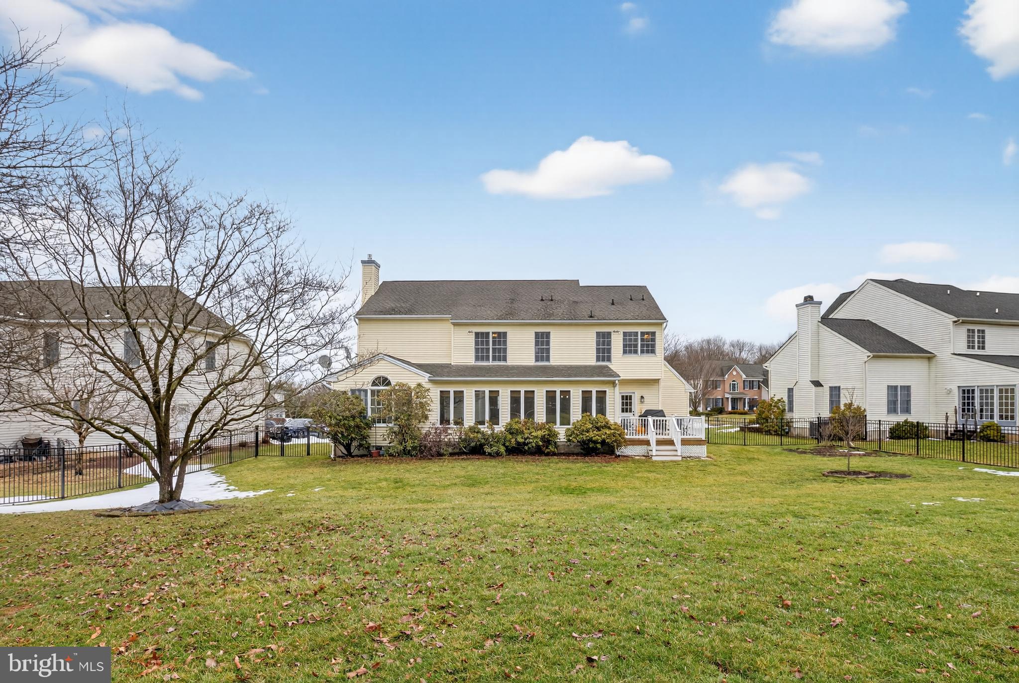 PHEASANT POINTE - Residential