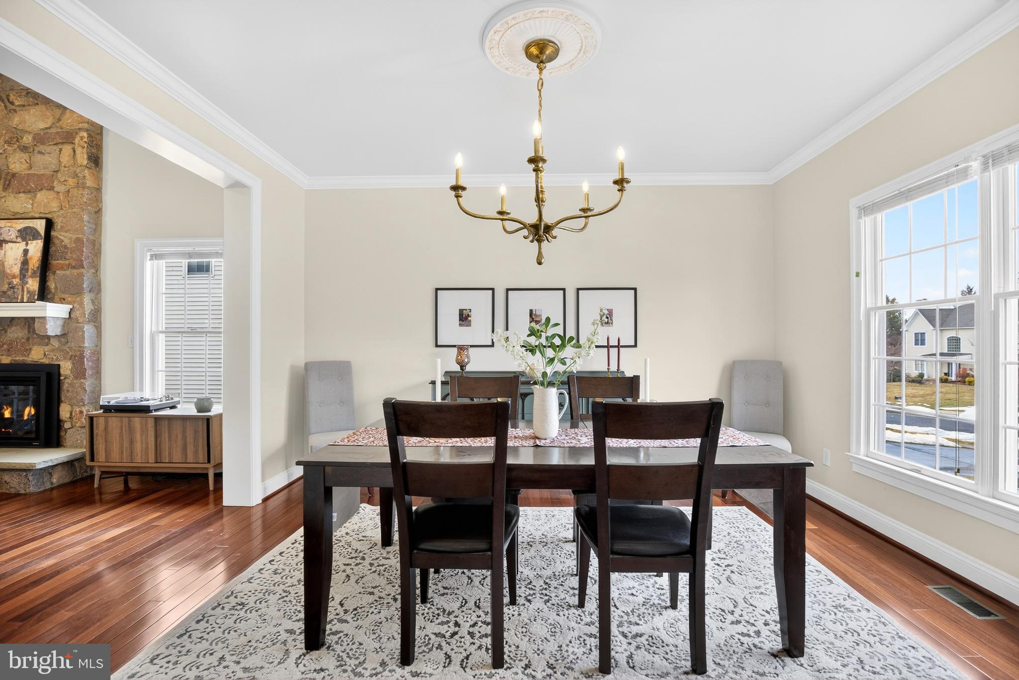 PHEASANT POINTE - Residential