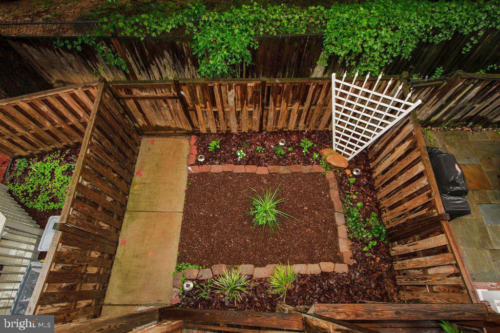 VIRGINIA GARDENS - Residential Lease