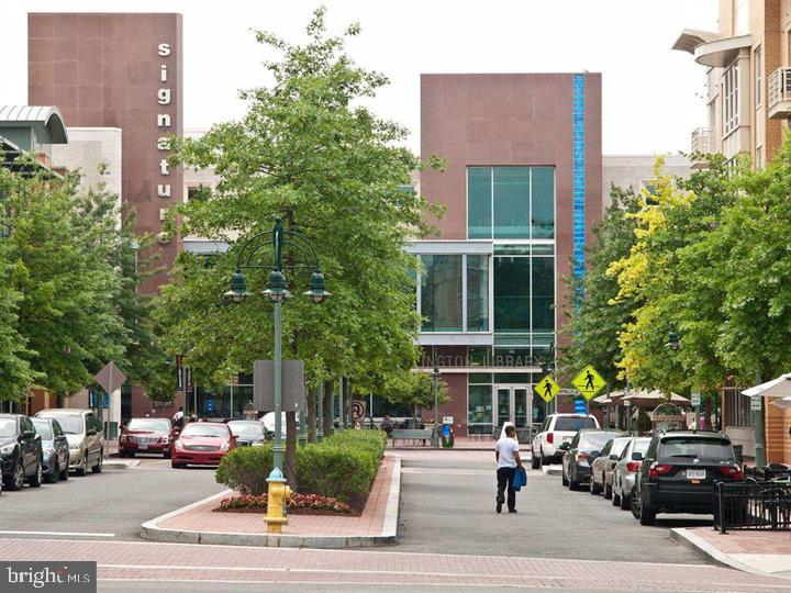 VIRGINIA GARDENS - Residential Lease