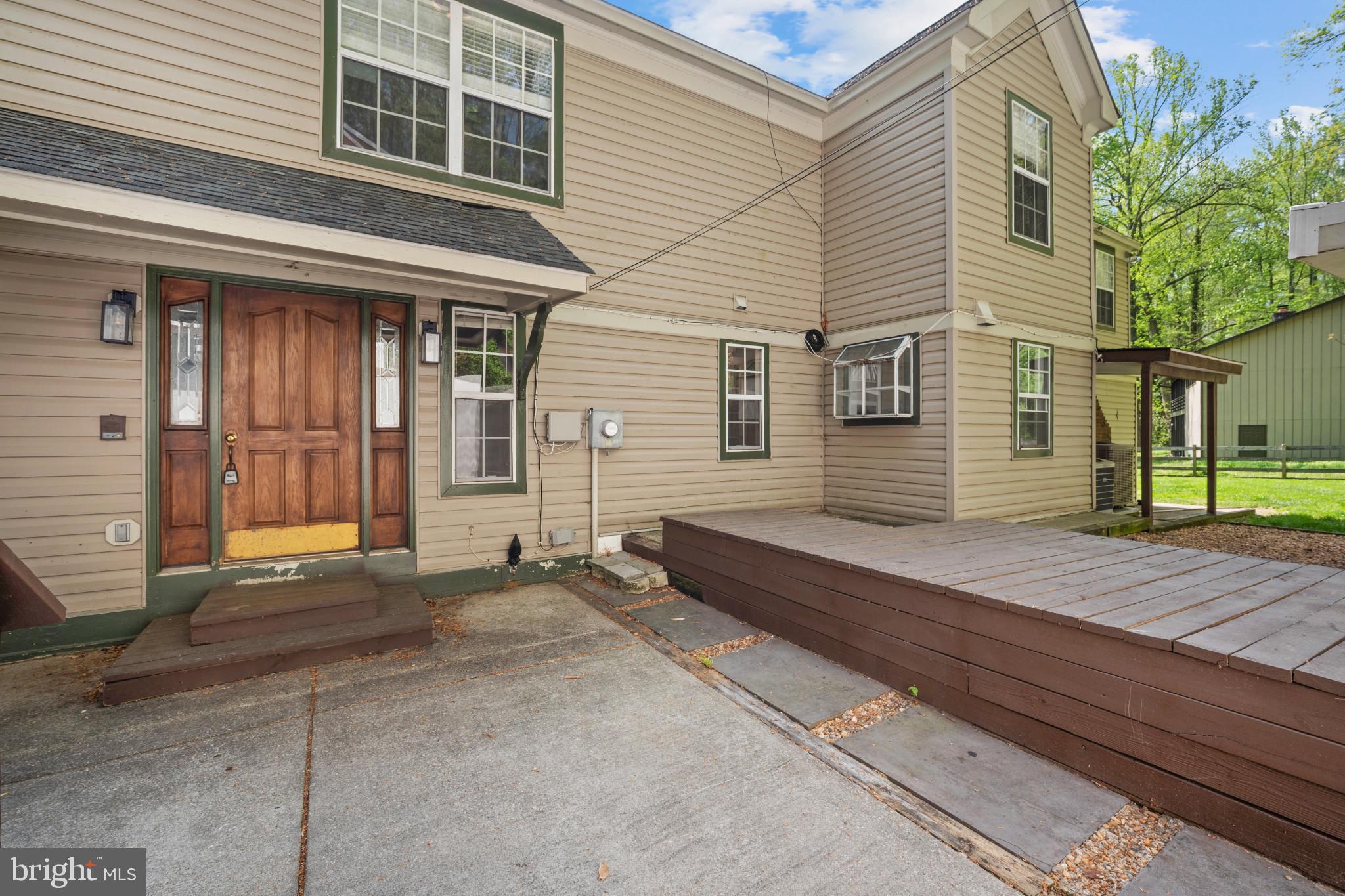 BROWN & HOOFF - Residential