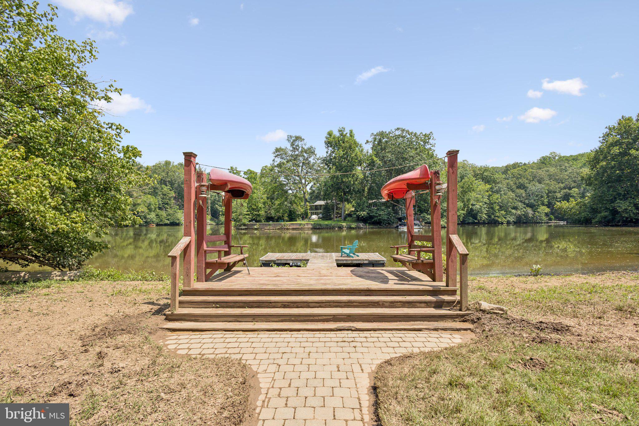 BROWN & HOOFF - Residential