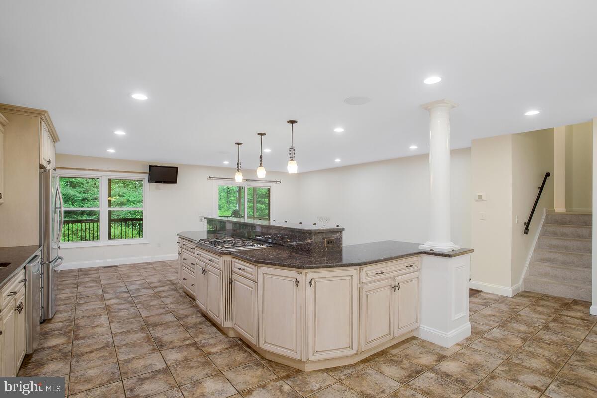 SMITHS PURCHASE - Residential