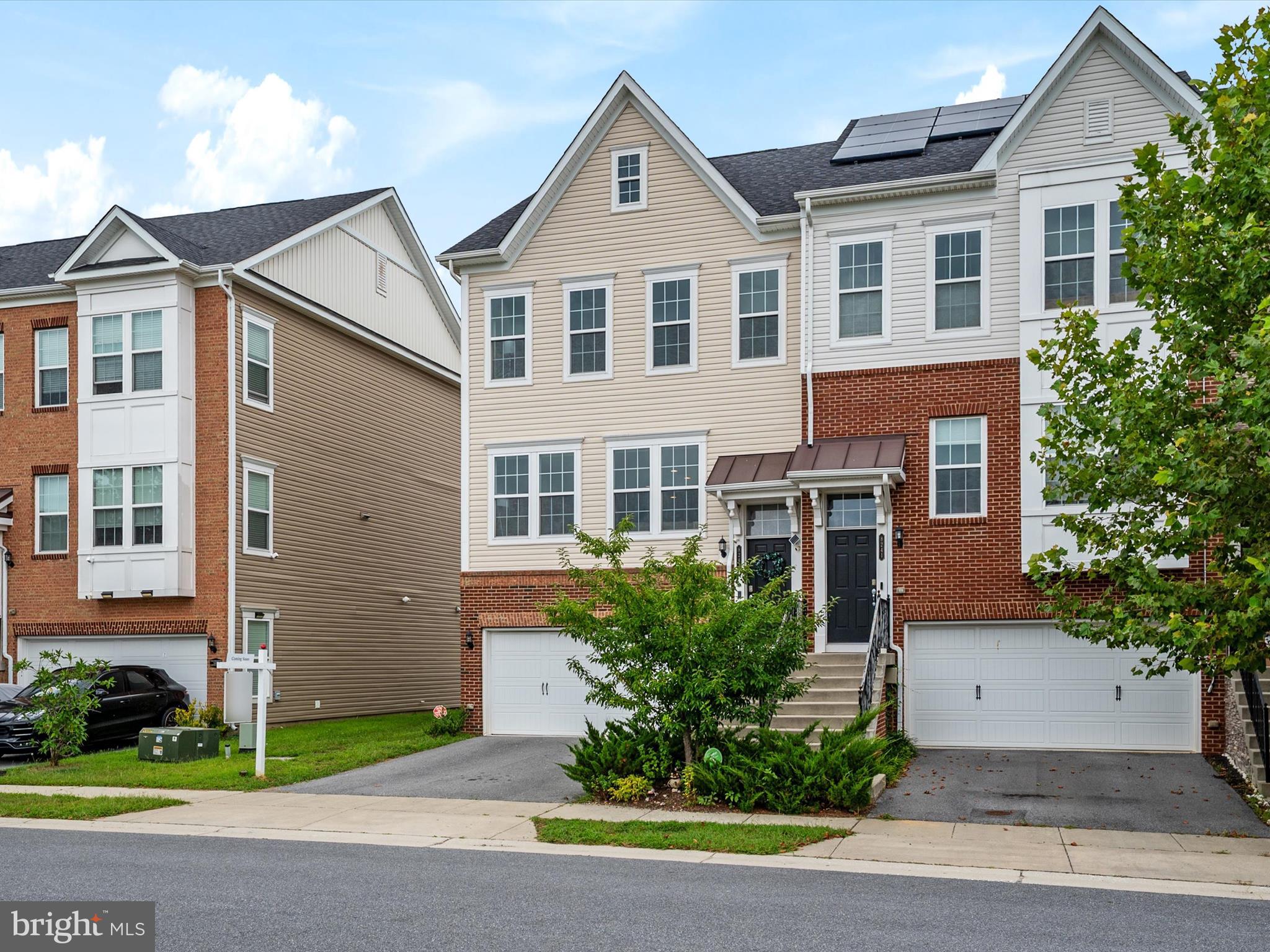 8243 MEADOWOOD DRIVE