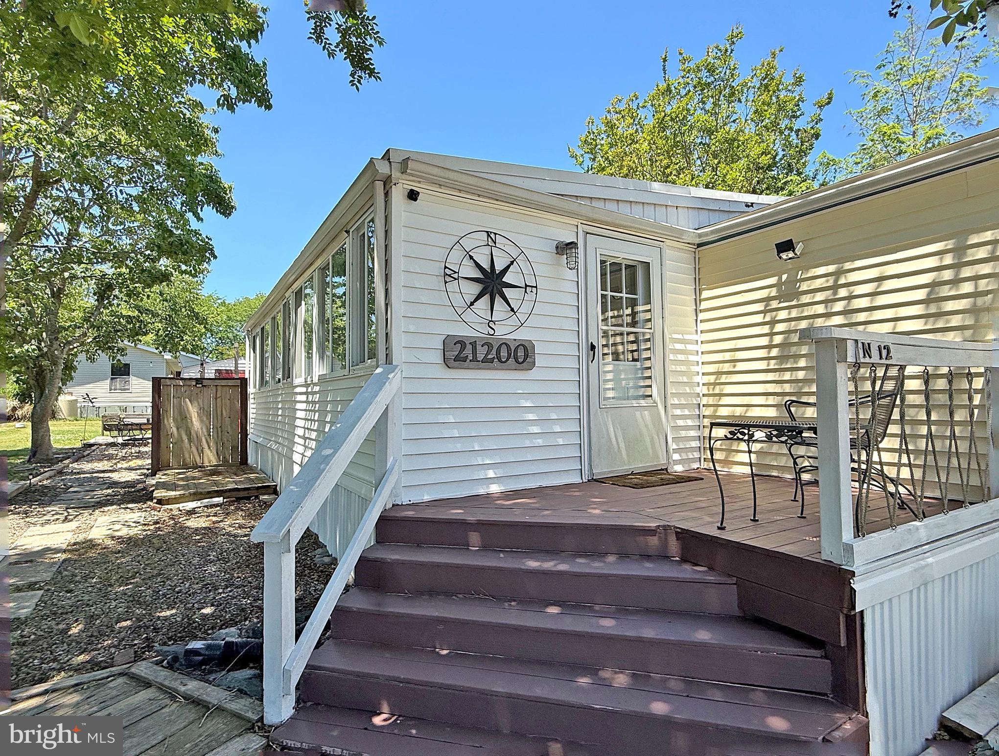 21200 N STREET N-12