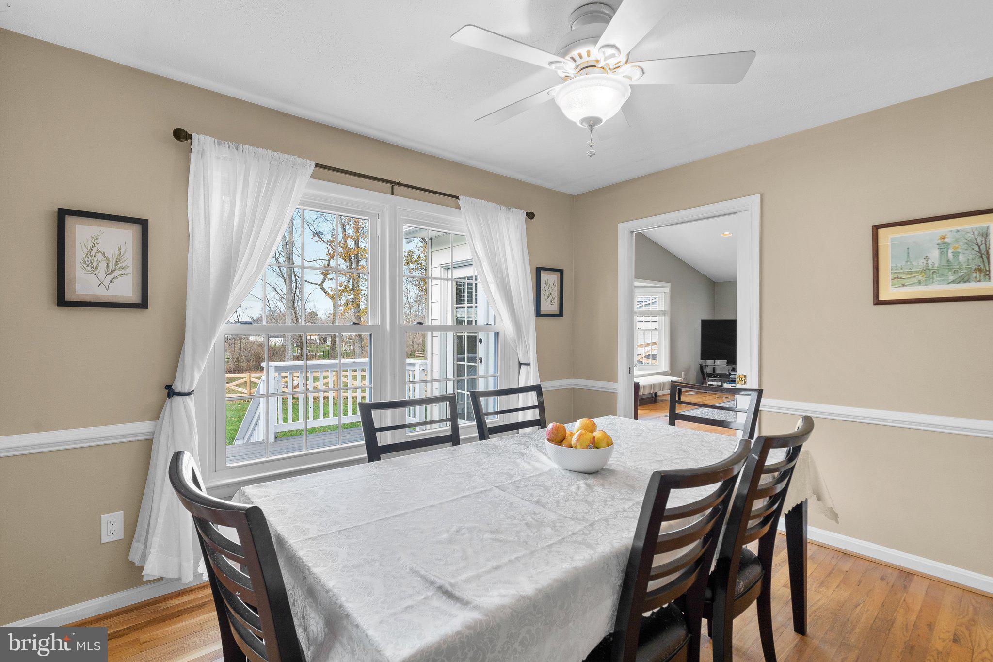 WILLIAMSBURG VILLAGE - Residential