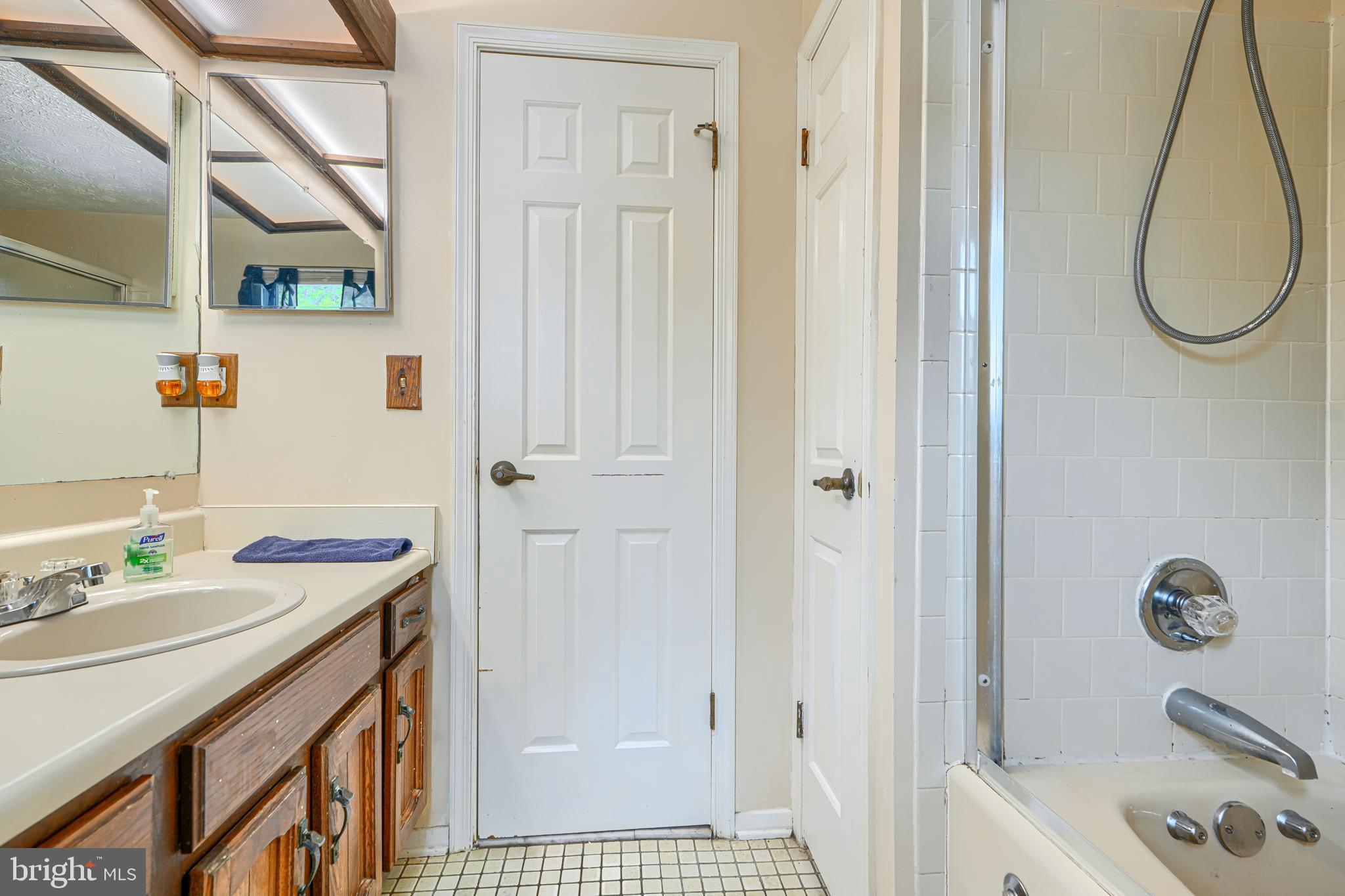 PERRY HALL GARDENS - Residential