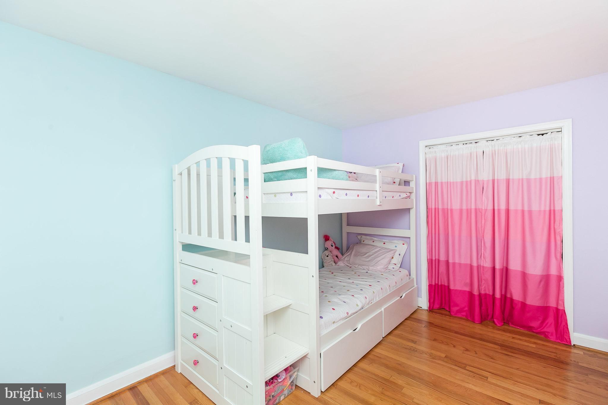 LOCH RAVEN MANOR - Residential