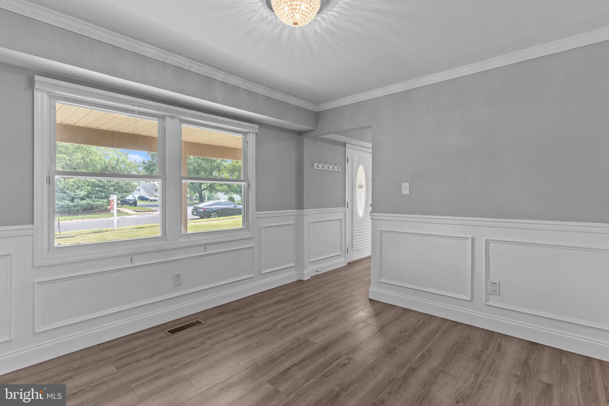 83 MELVILLE LANE