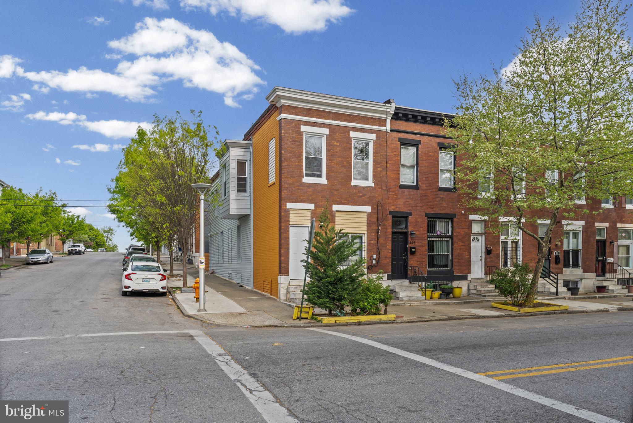 ELLWOOD PARK - Residential