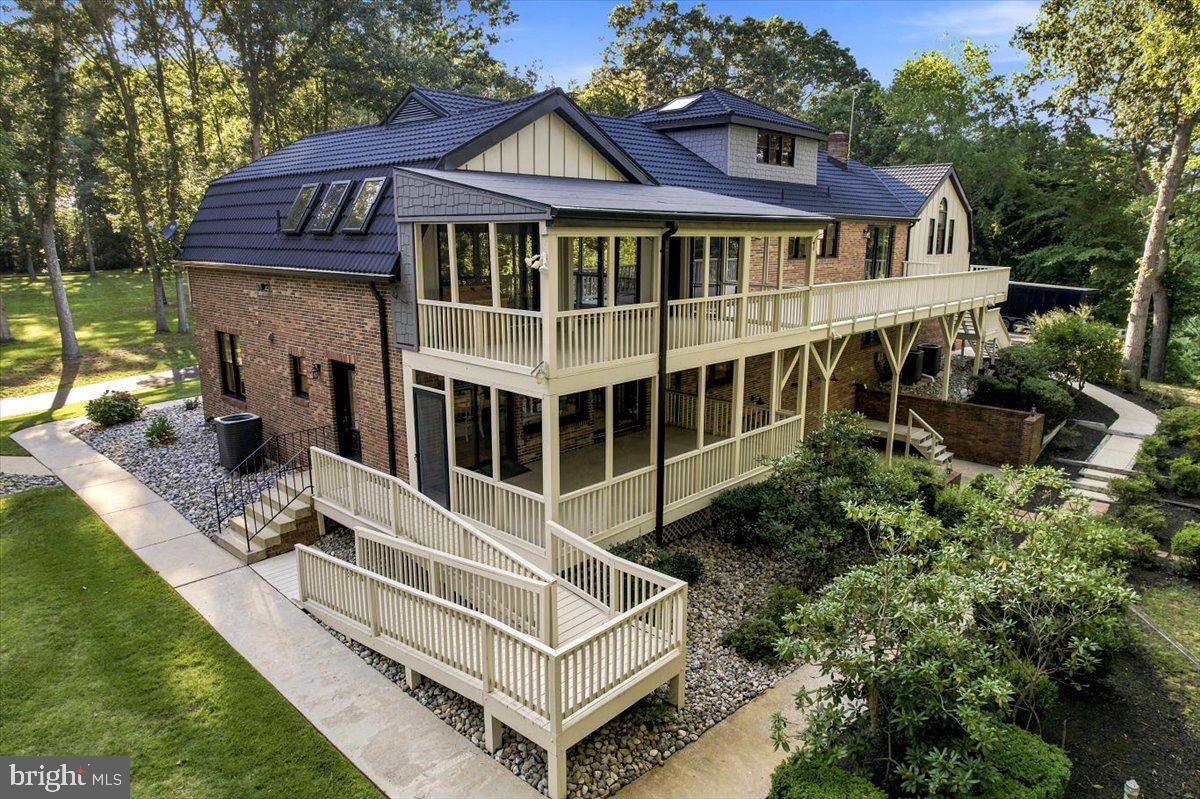 7785 SWAN LANE