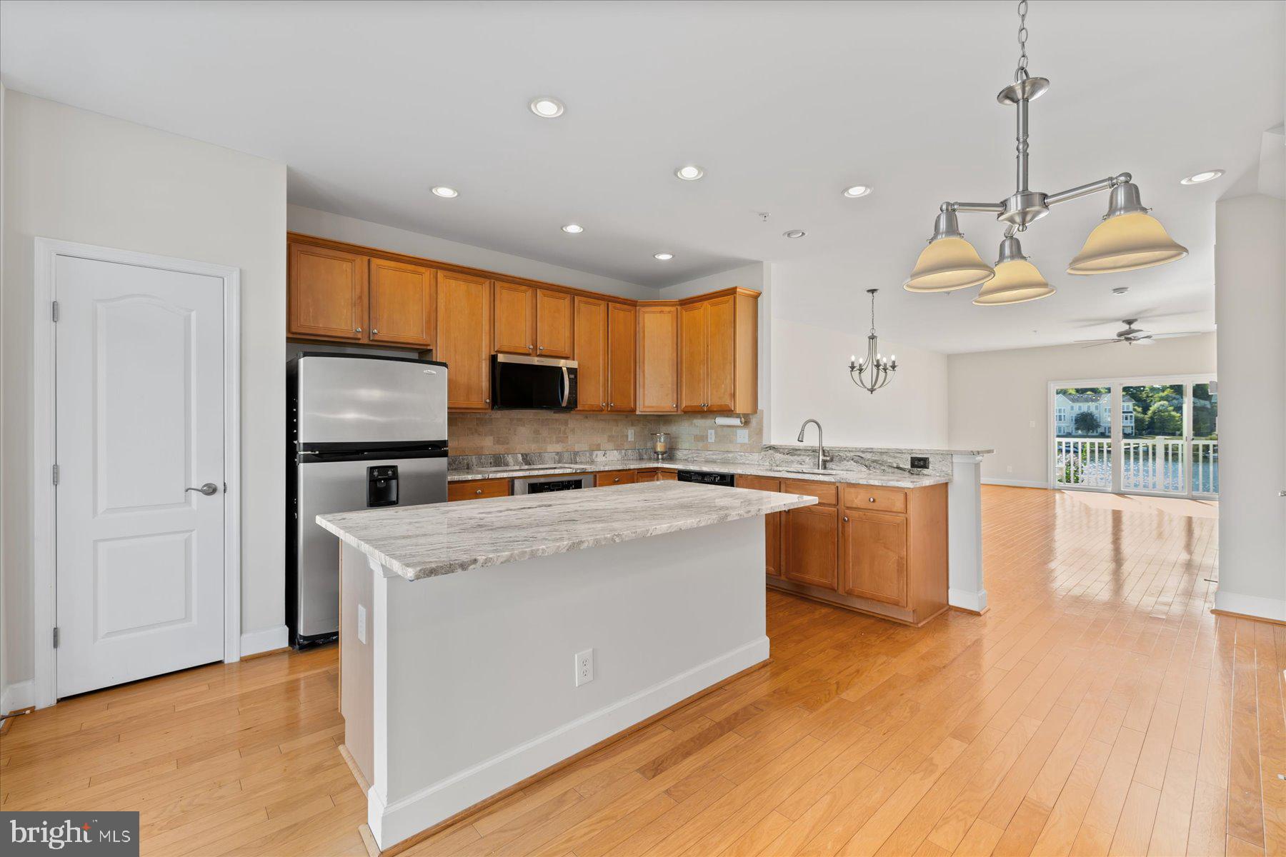 GLEN RIDDLE - Residential