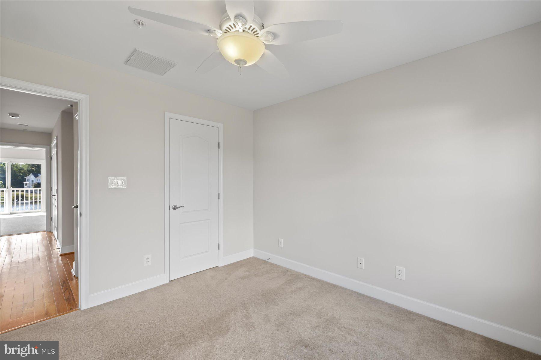 GLEN RIDDLE - Residential