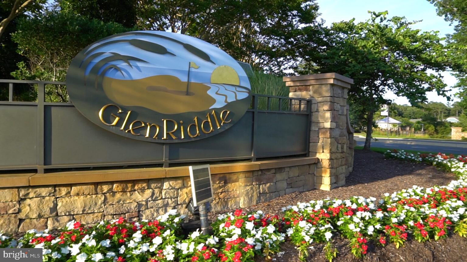 GLEN RIDDLE - Residential