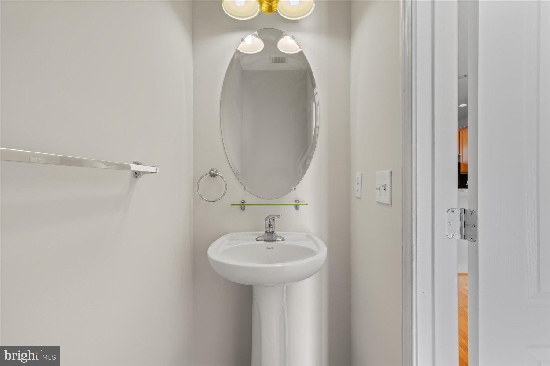 GLEN RIDDLE - Residential