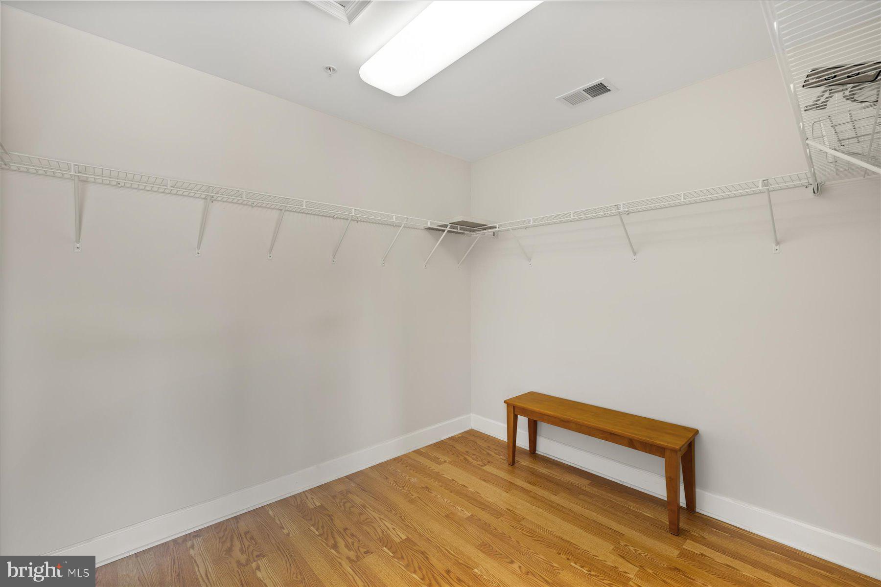 GLEN RIDDLE - Residential