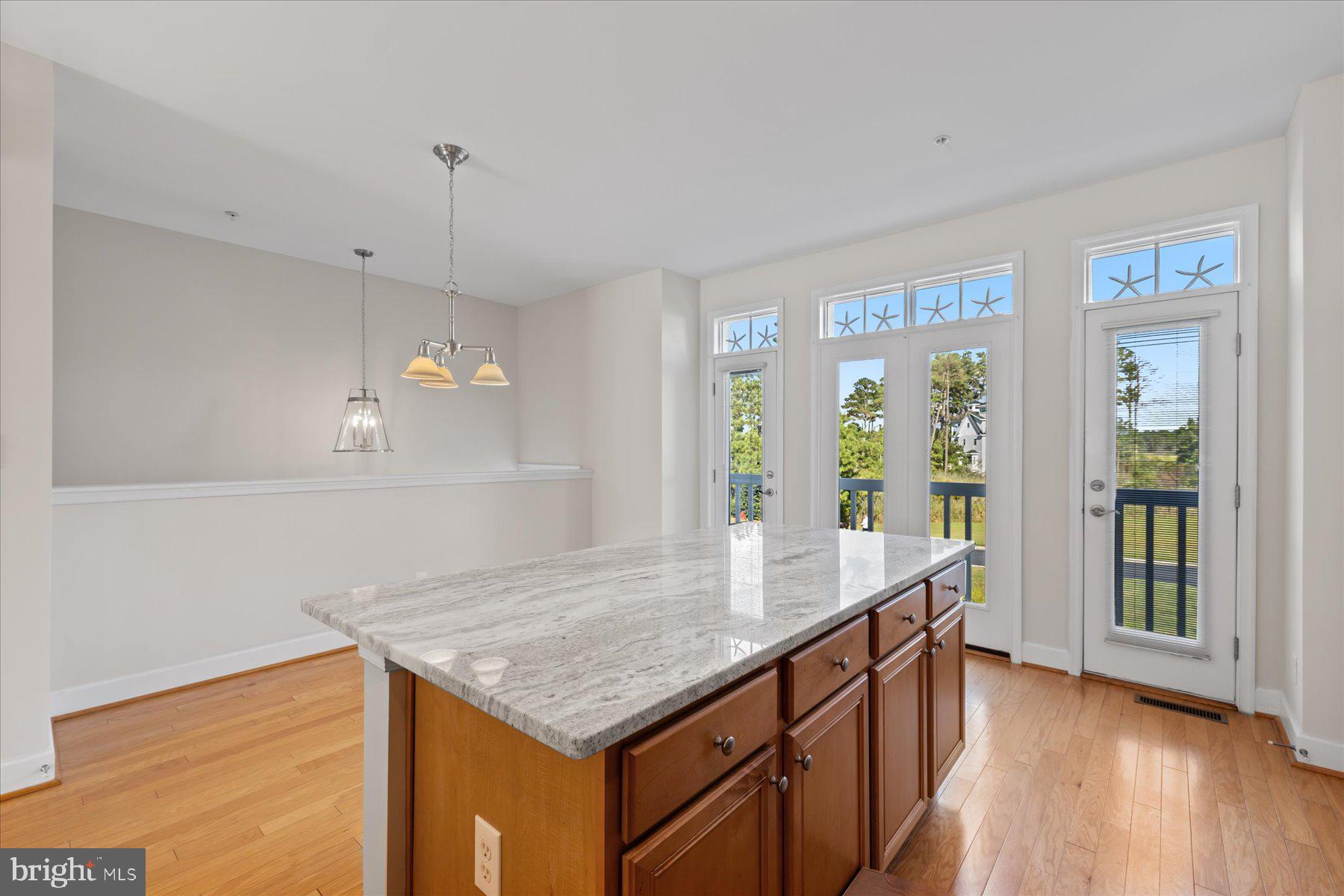 GLEN RIDDLE - Residential