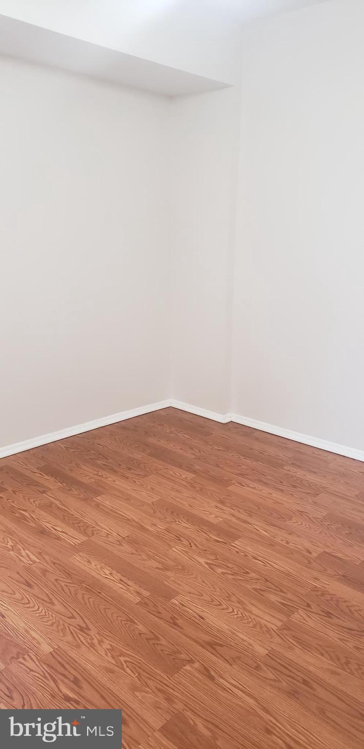 THE WESTERLIES - Residential Lease