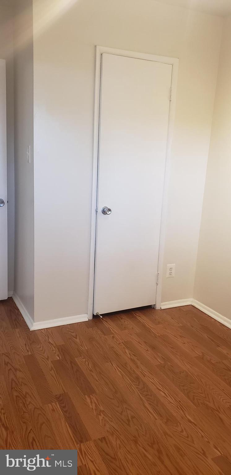 THE WESTERLIES - Residential Lease