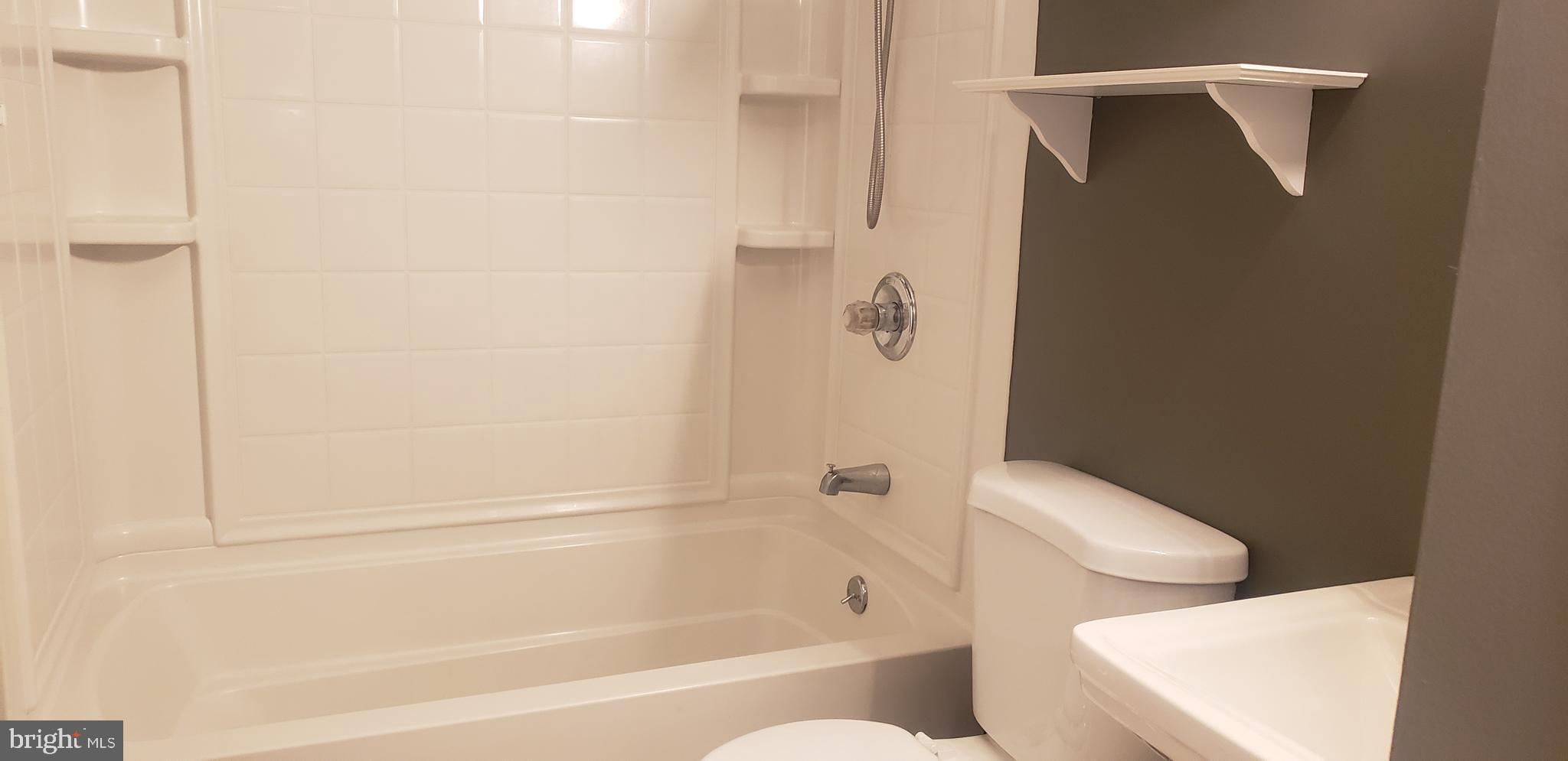 THE WESTERLIES - Residential Lease