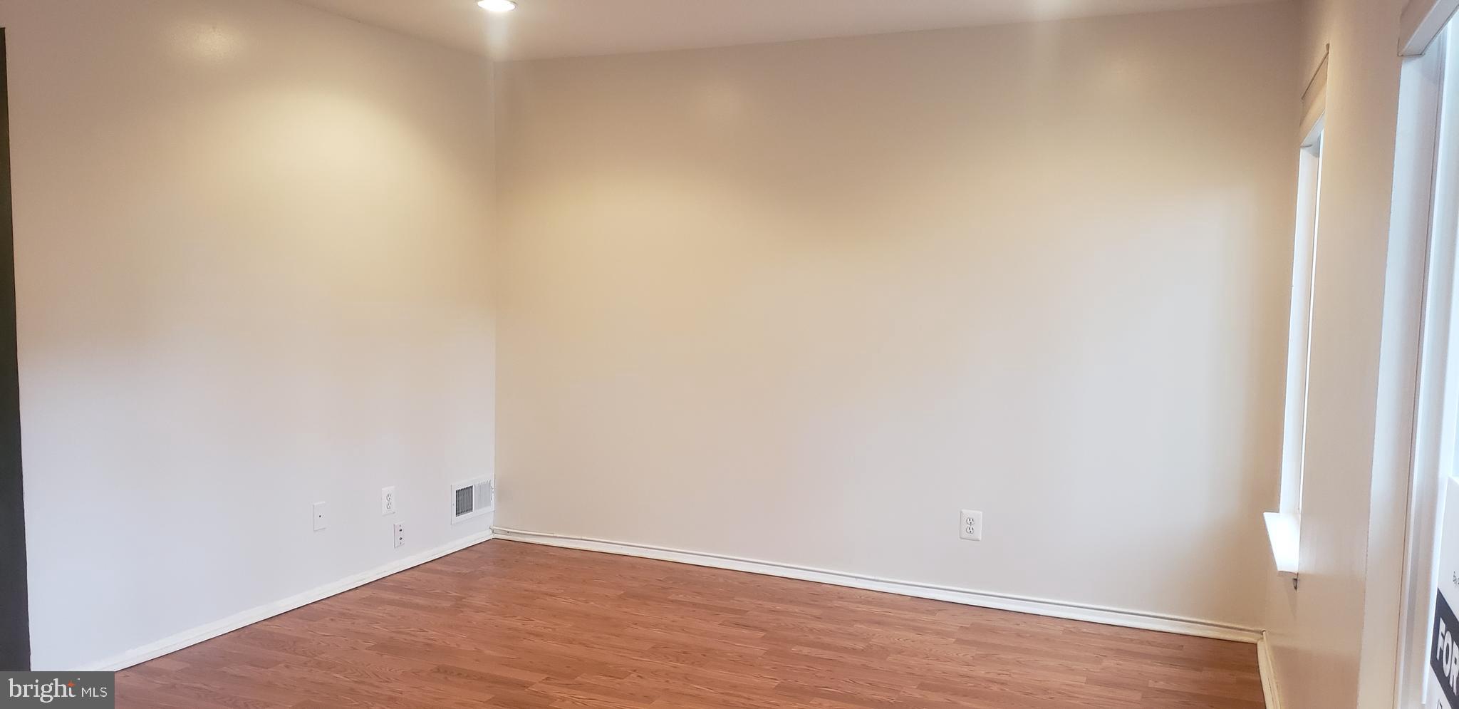 THE WESTERLIES - Residential Lease