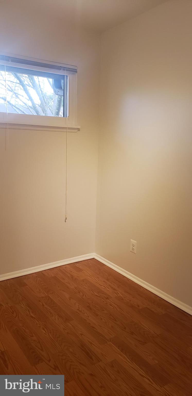 THE WESTERLIES - Residential Lease