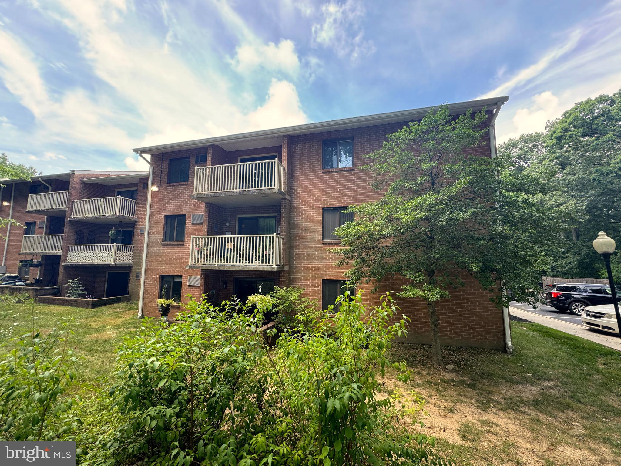 WOODMONT NORTH - Residential Lease