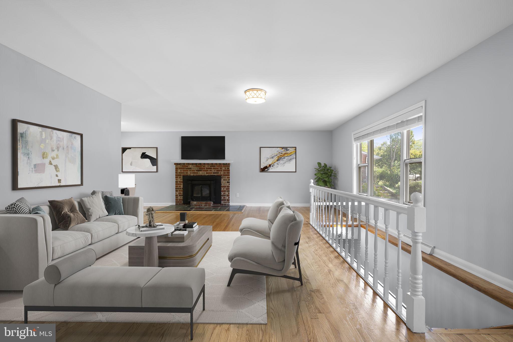 613 BROAD CREEK DRIVE