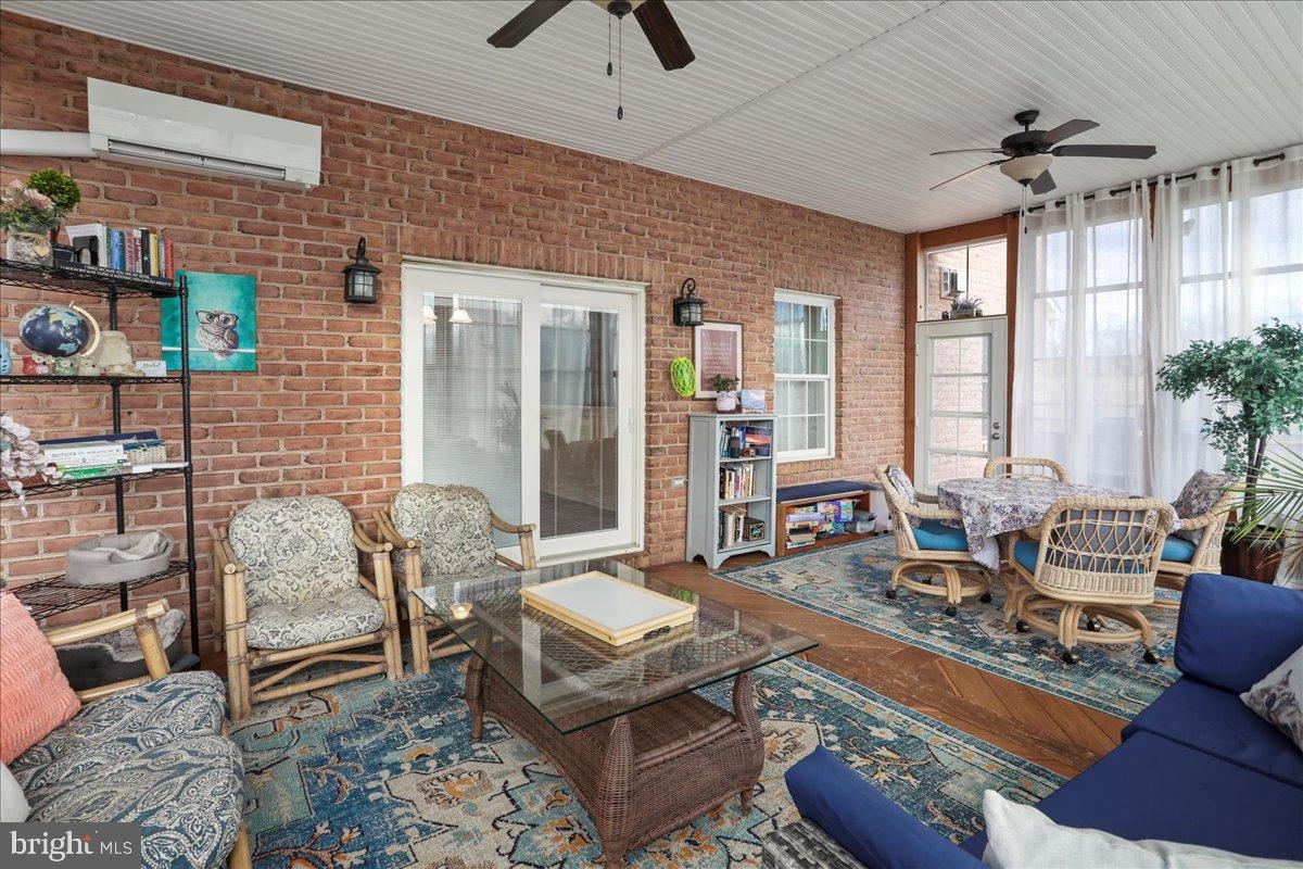 MCMURRAN FARM - Residential