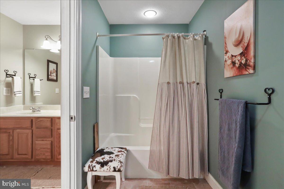 MCMURRAN FARM - Residential