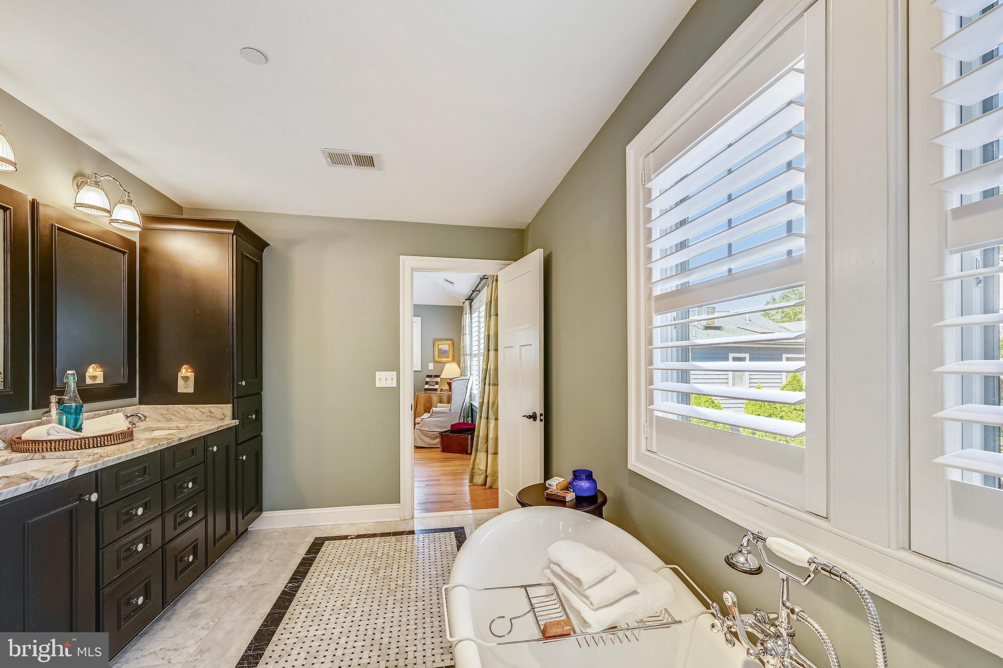 EASTPORT - Residential