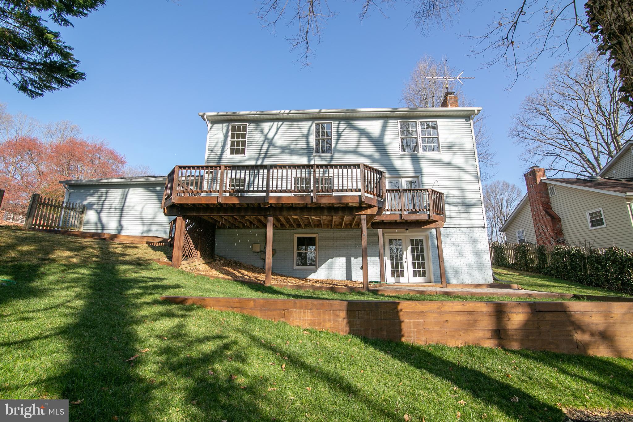 MONTCLAIR - Residential