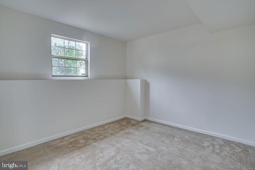 WINSLOW CHASE - Residential Lease