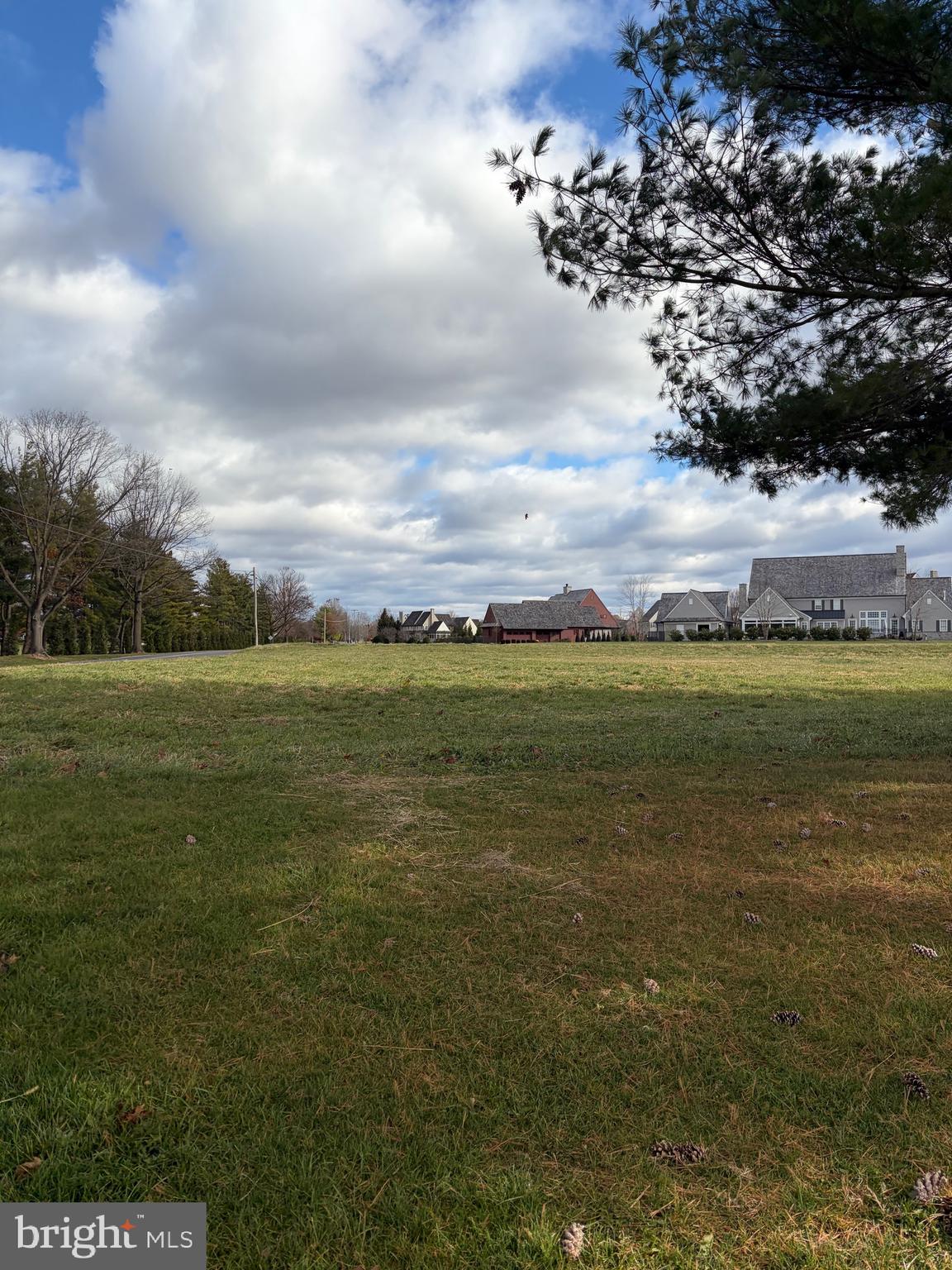 #48 MEADOWBREEZE LANE