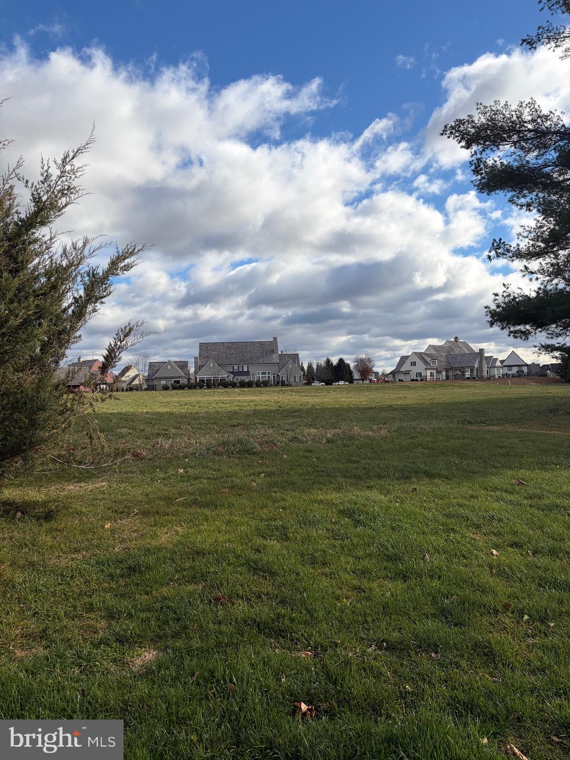 #48 MEADOWBREEZE LANE