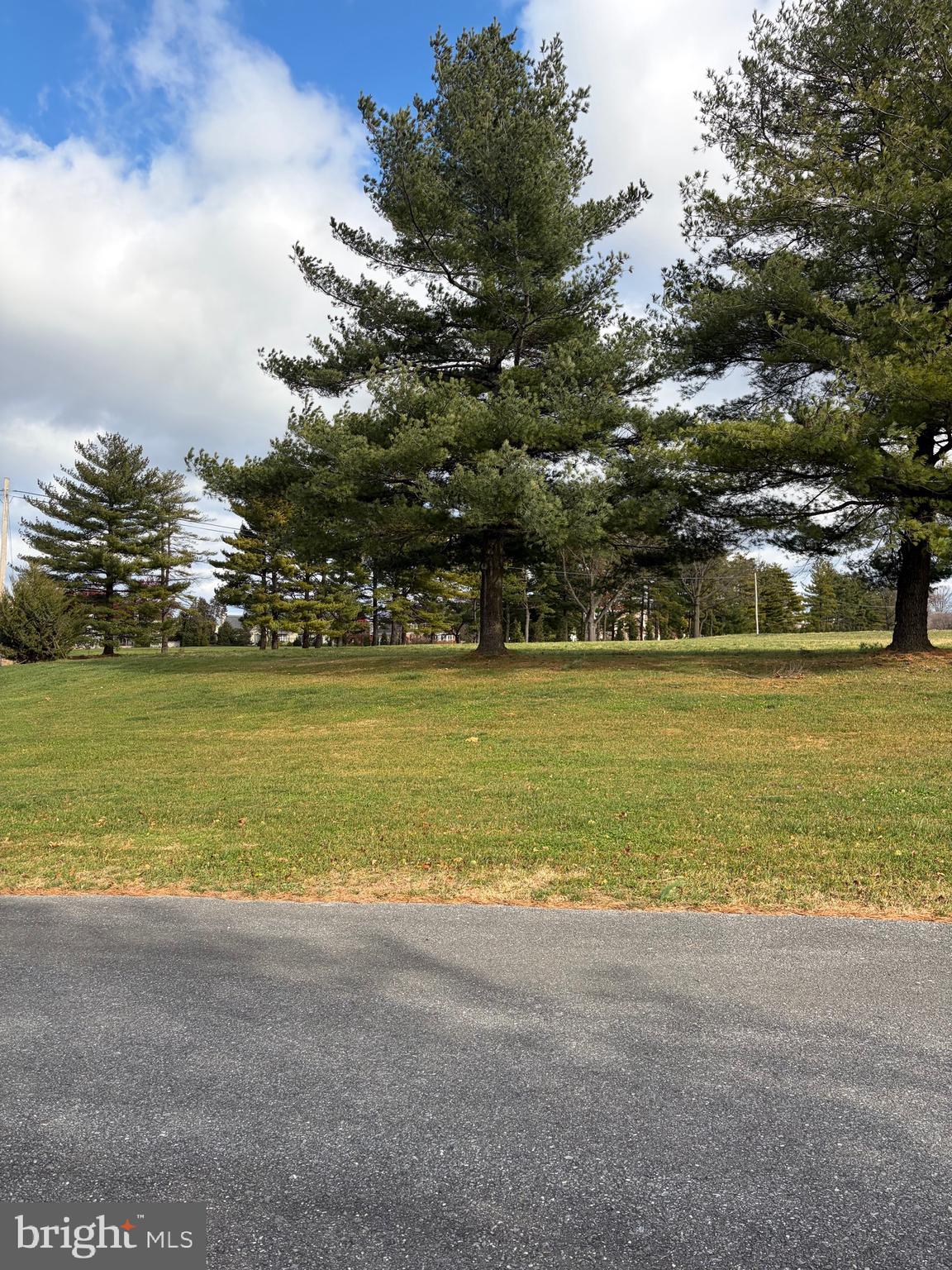 #48 MEADOWBREEZE LANE