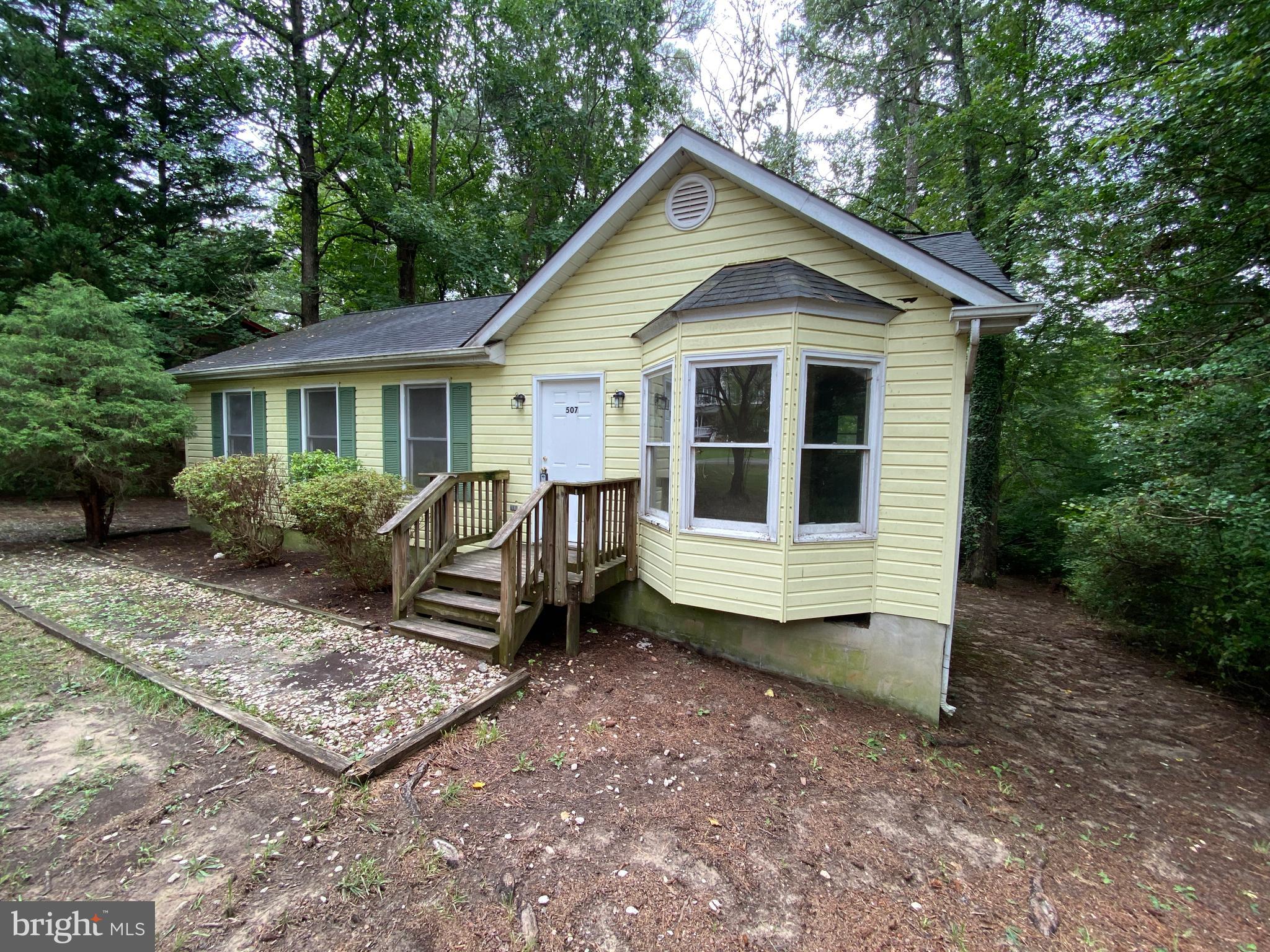 507 MONTGOMERY DRIVE