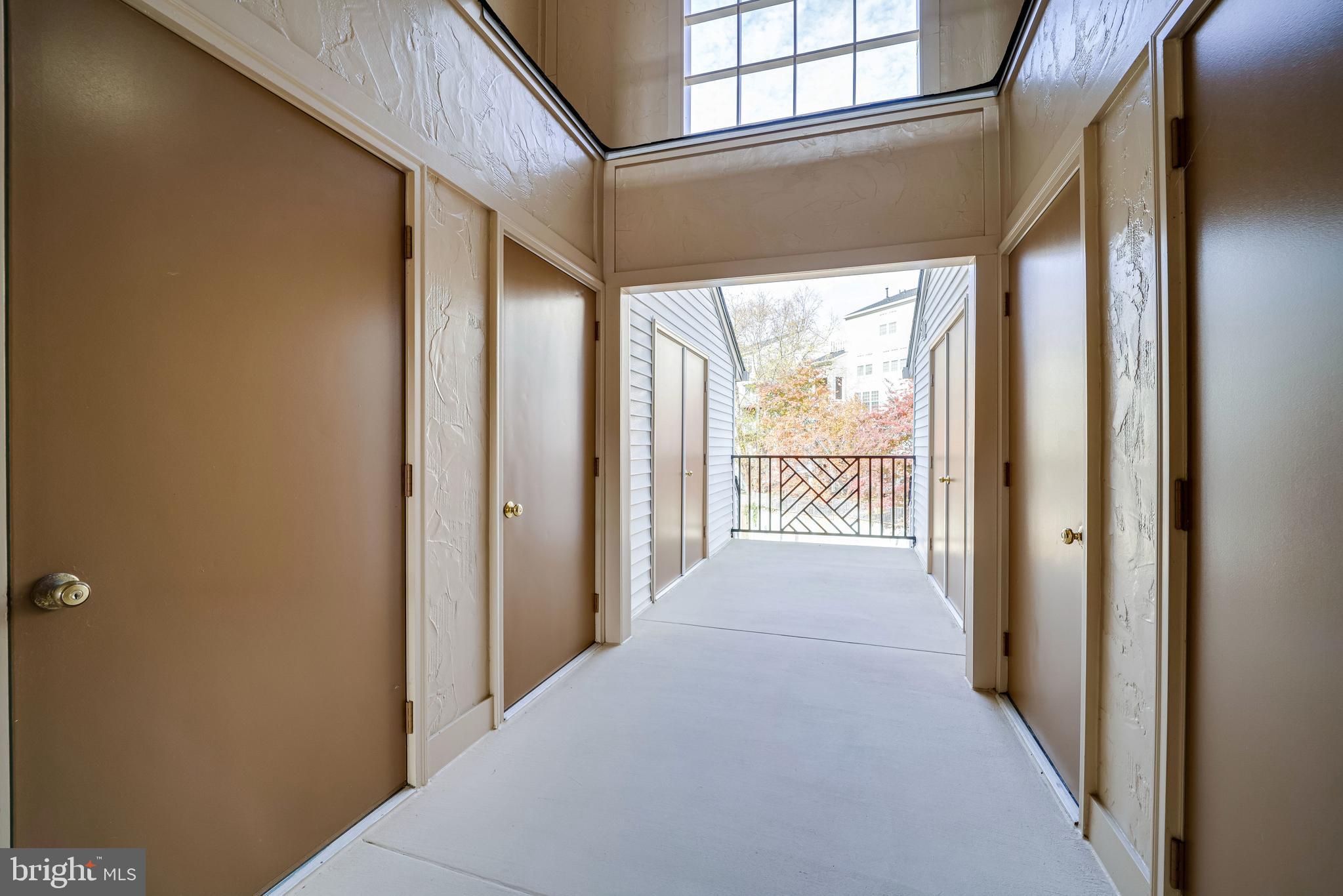 FOUNDERS WALK - Residential