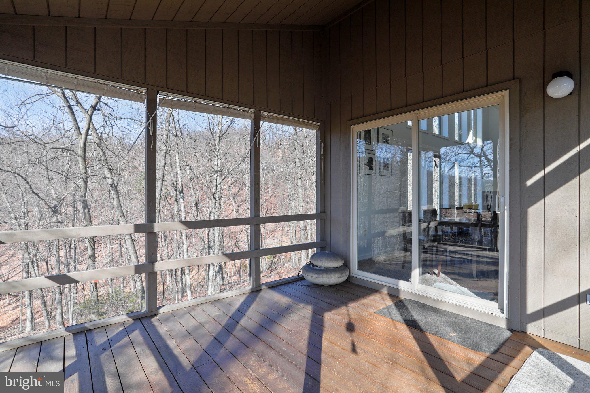 THE WOODS - Residential