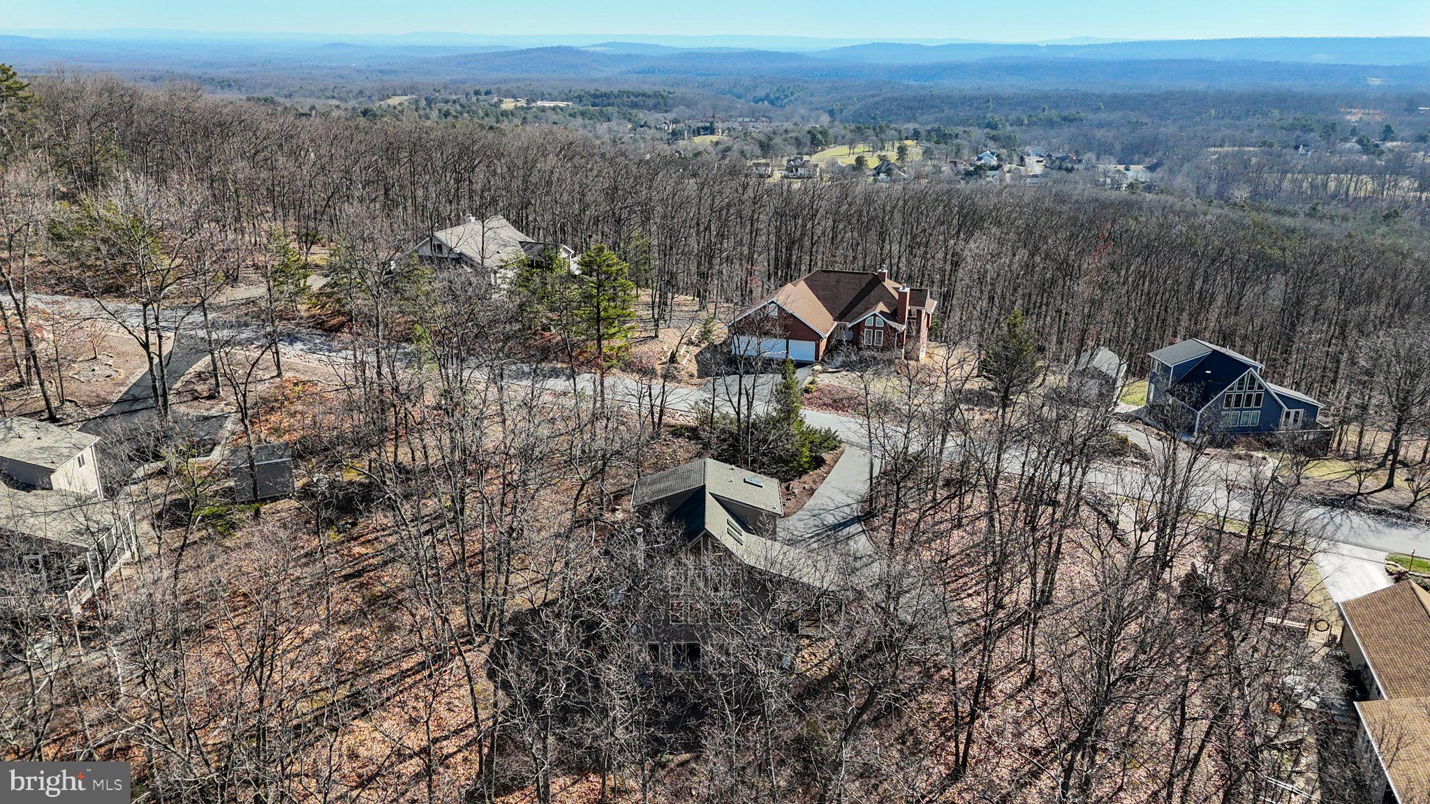 THE WOODS - Residential