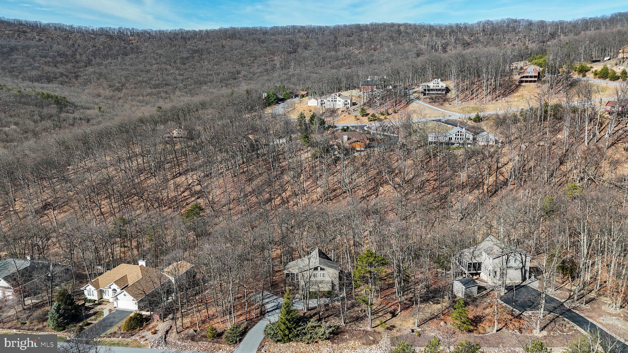 THE WOODS - Residential