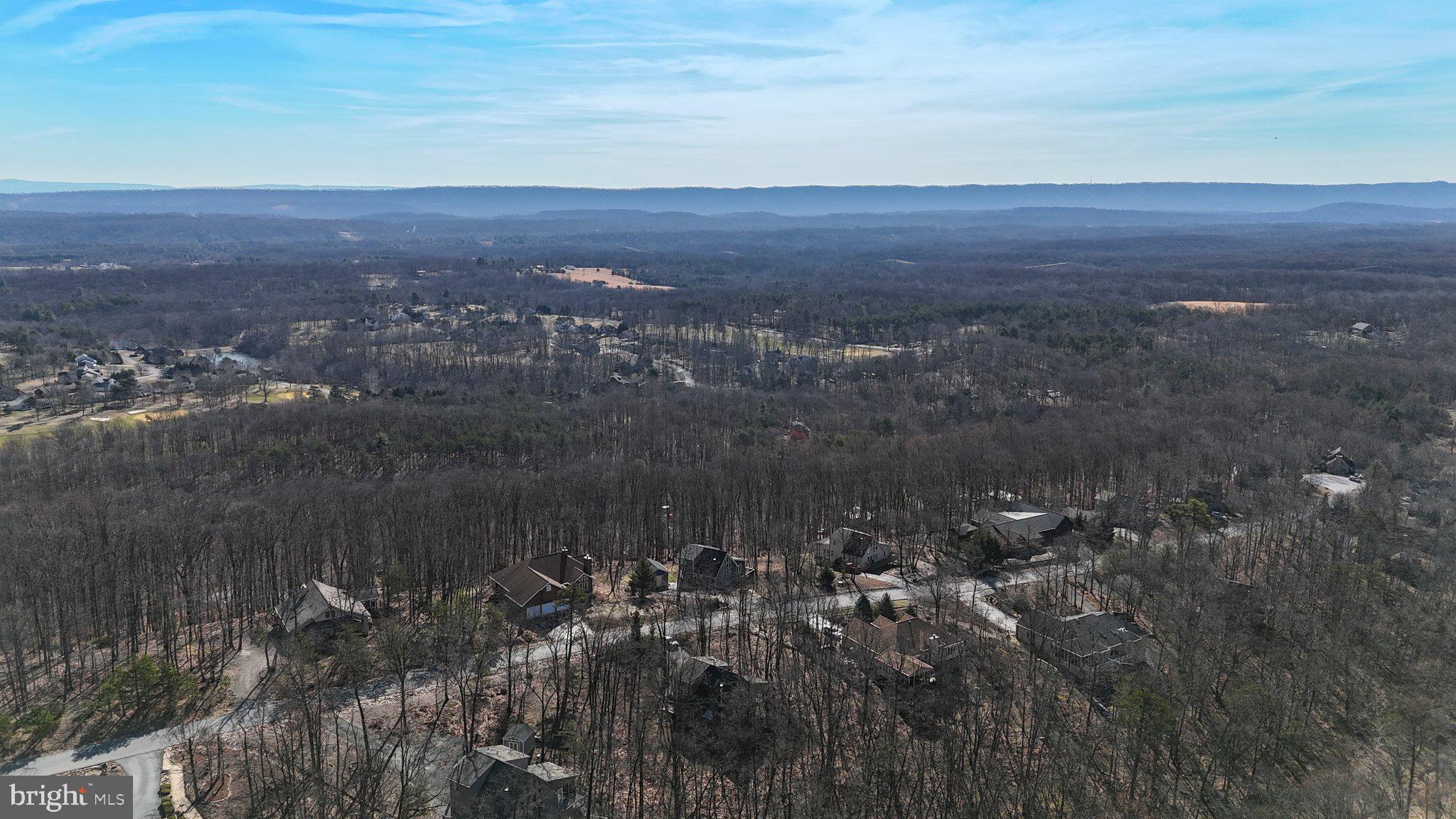 THE WOODS - Residential