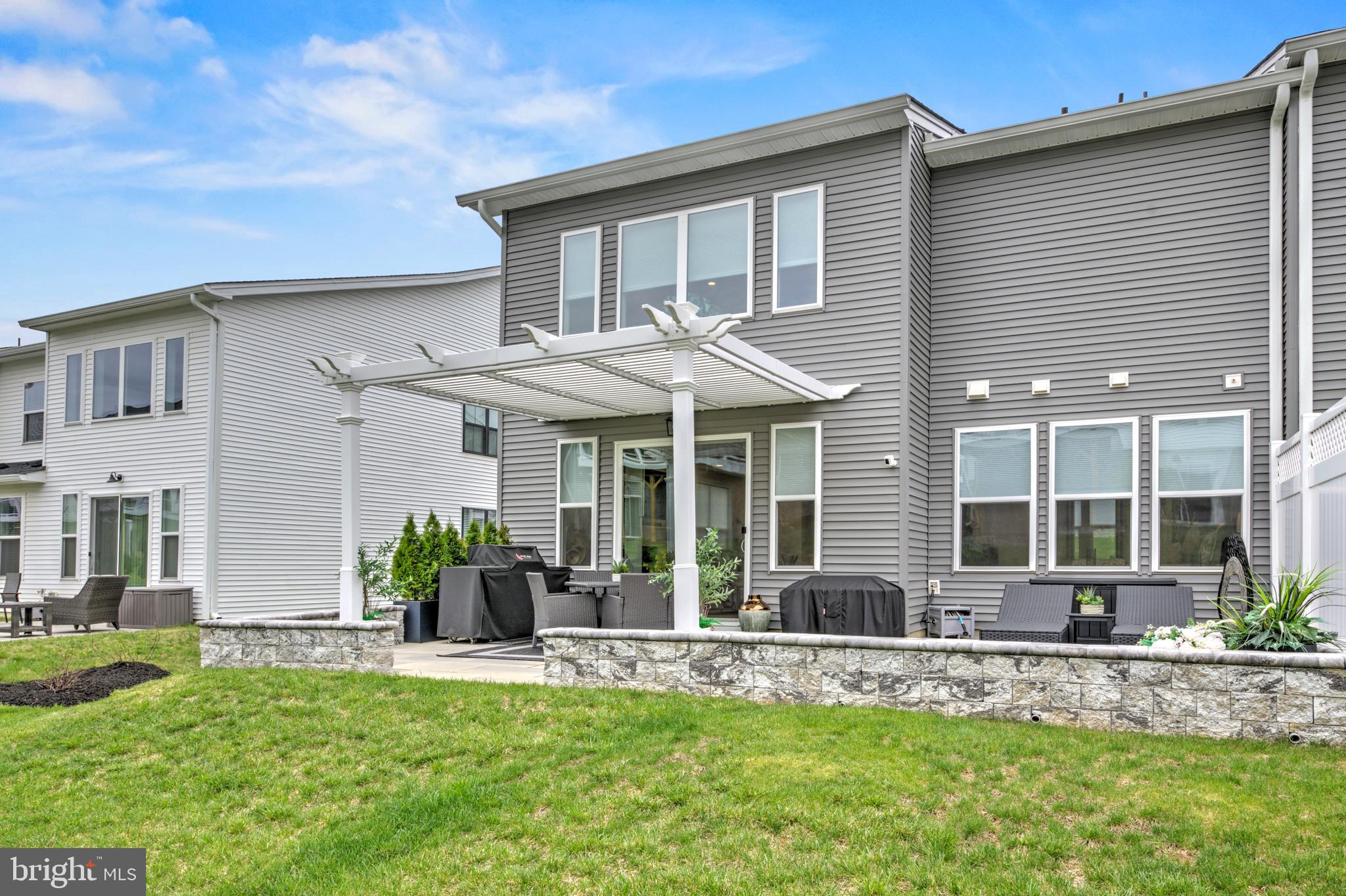 PRESERVE AT MARSH CREEK - CARRIAGE COLLECTION - Residential