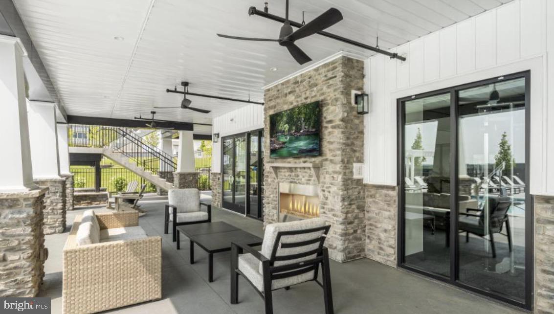 PRESERVE AT MARSH CREEK - CARRIAGE COLLECTION - Residential
