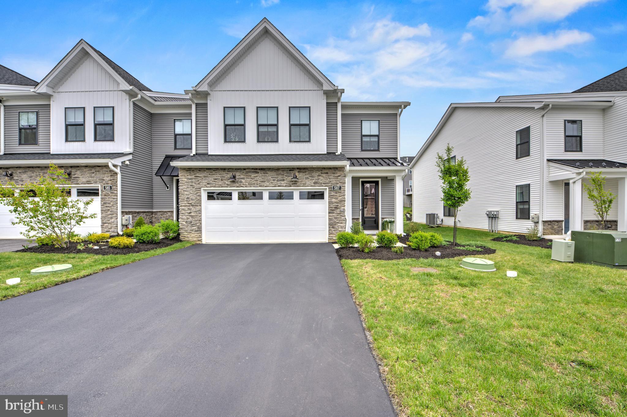 PRESERVE AT MARSH CREEK - CARRIAGE COLLECTION - Residential